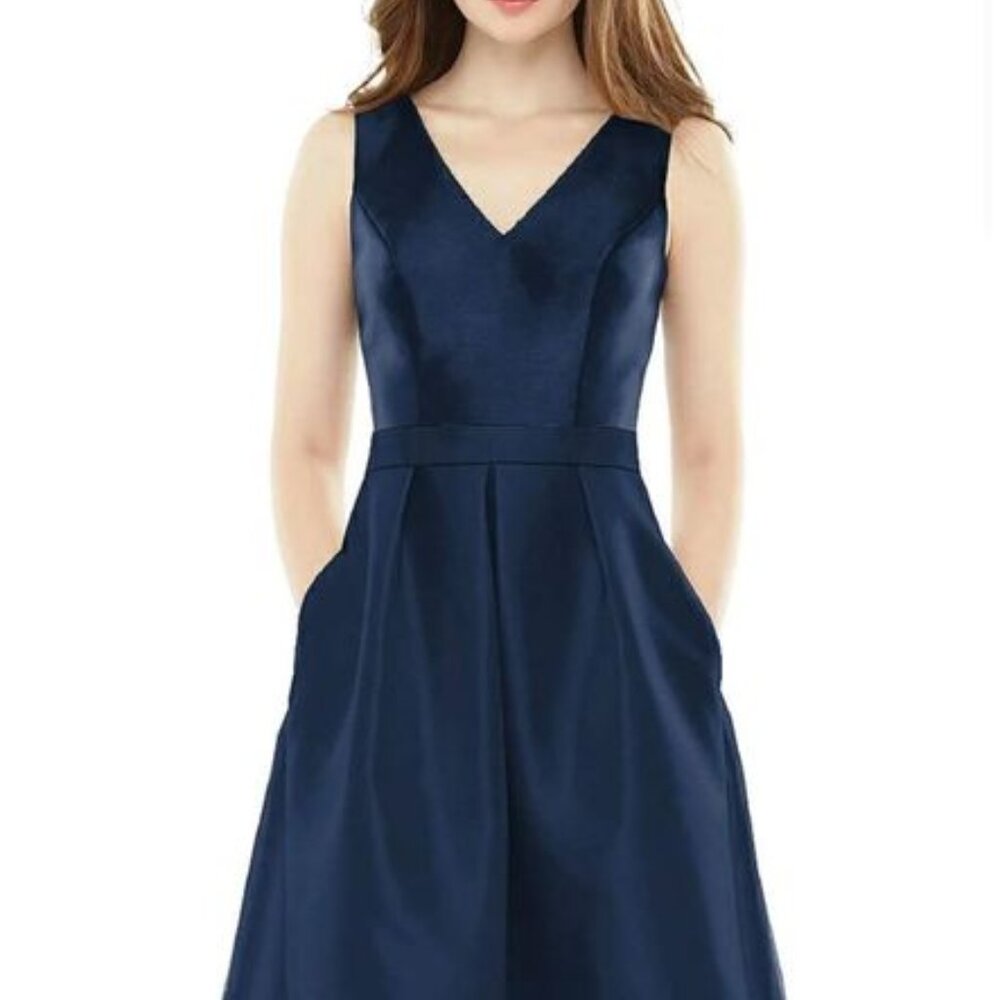NWT Alfred Sung Navy Blue Bridesmaid Dress Size 10